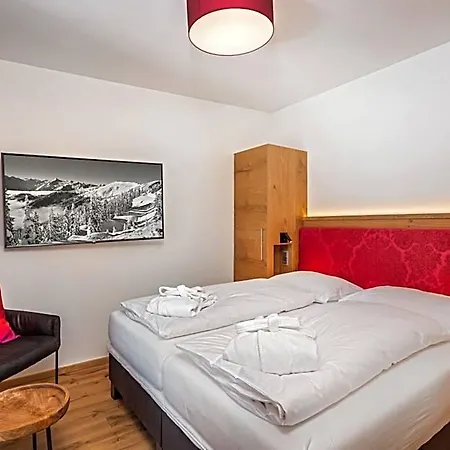 Hotel Schmittenhoehe - 2000m 4*
