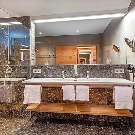 Schmittenhoehe - 2000m Hotel 4*